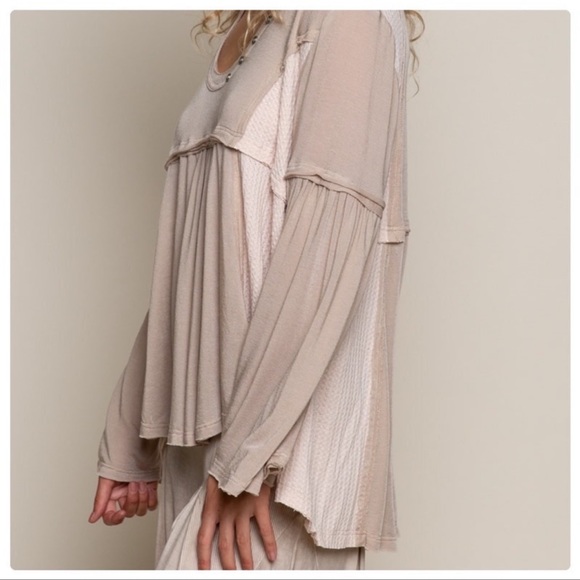 Summer Swing Two Tone Boho Top W/Gorgeous Swing Bell Sleeves, Light Flowy Top - Picture 2 of 7